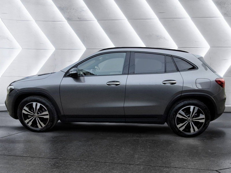 Mercedes-Benz GLA SUV usata a Salerno (7)