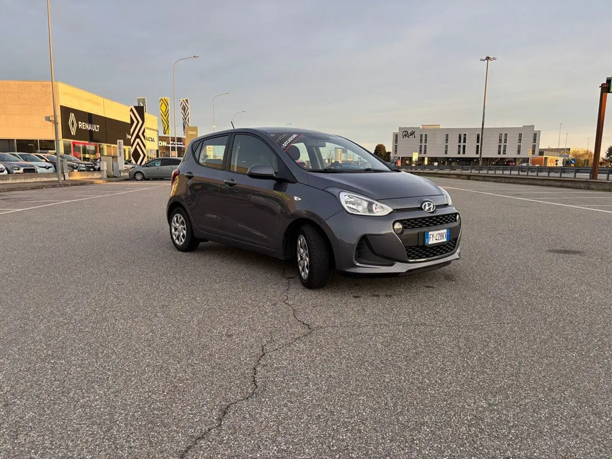 Hyundai i10 usata a Vercelli (5)