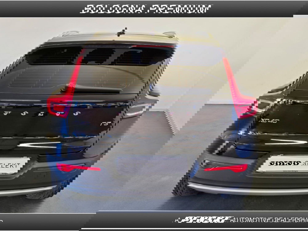 Volvo XC40 usata a Bologna (7)