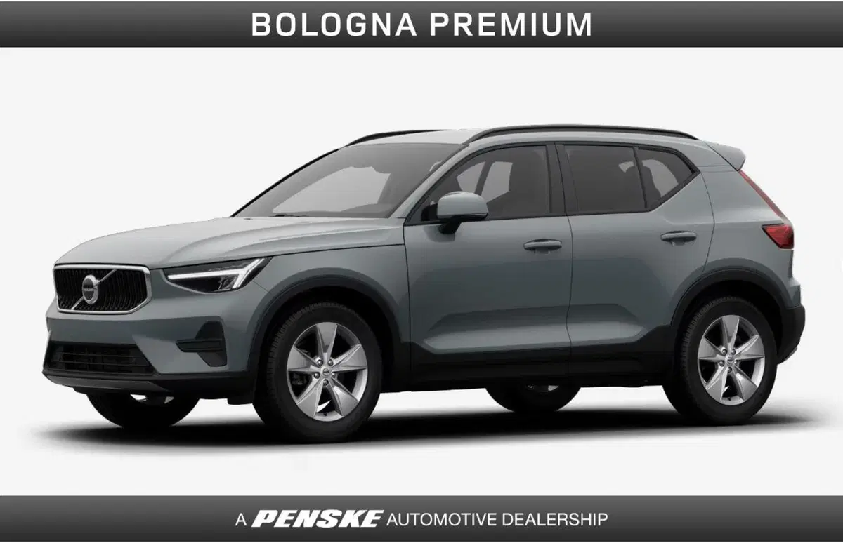 Volvo XC40 nuova a Bologna