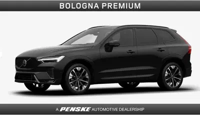 Volvo XC60 2.0 b5 mhev Ultra Dark awd auto nuova a Casalecchio di Reno