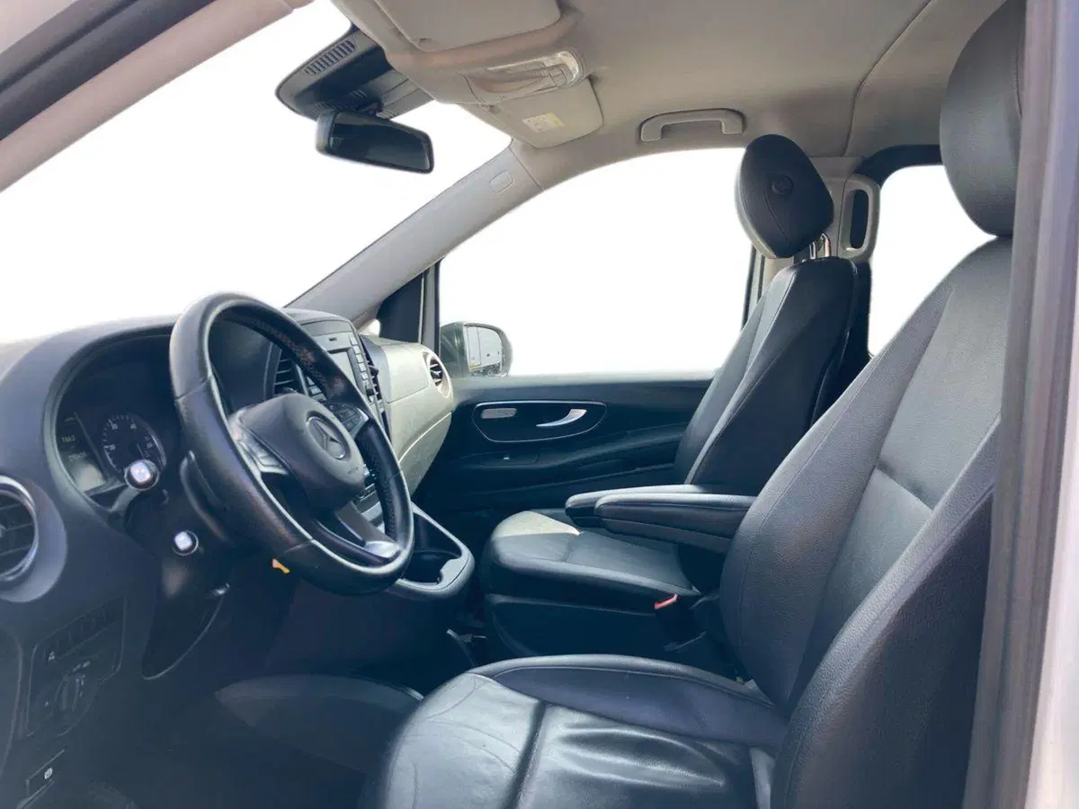 Mercedes-Benz Vito usata a Milano (10)