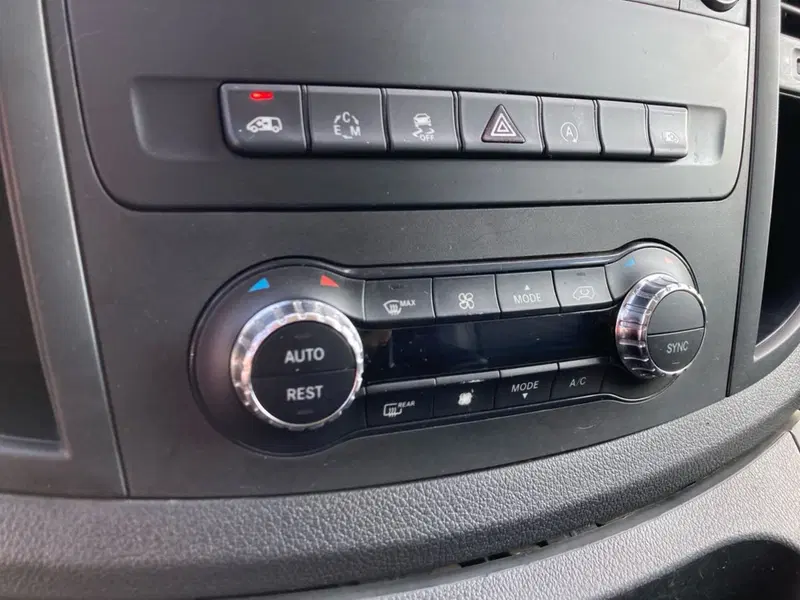 Mercedes-Benz Vito usata a Milano (14)