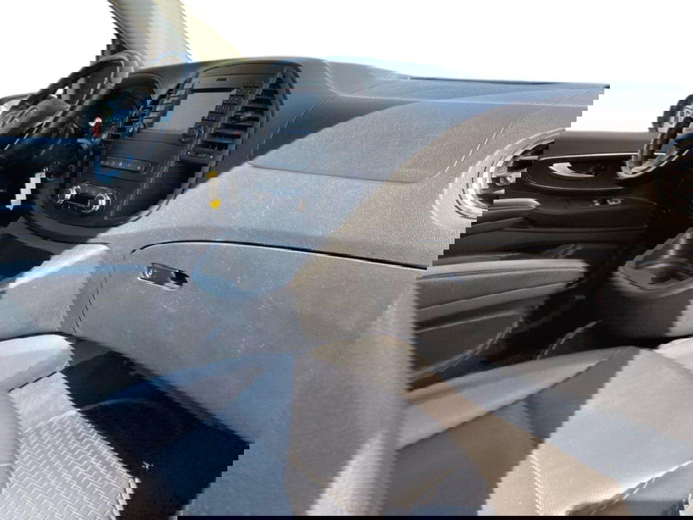 Mercedes-Benz Vito usata a Milano (15)