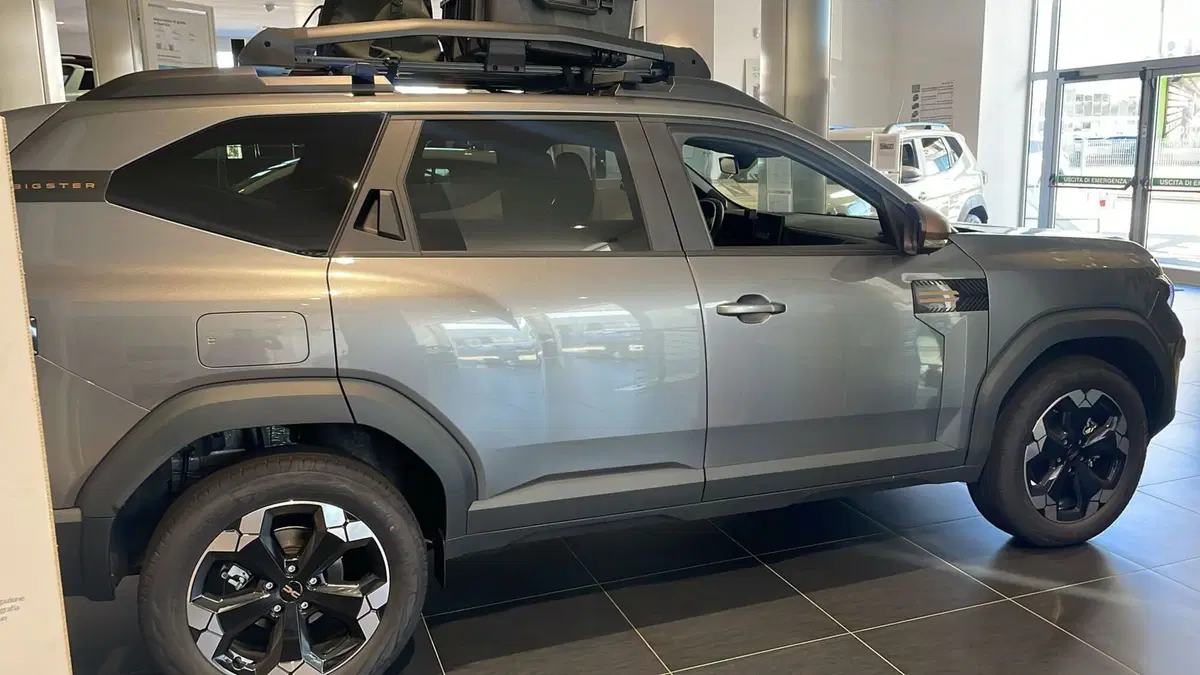 Dacia Bigster nuova a Treviso (7)