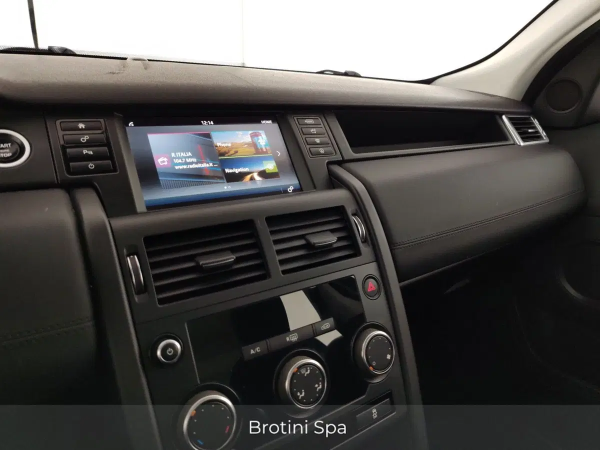 Land Rover Discovery Sport usata a Massa-Carrara (13)