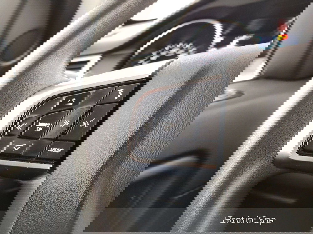 Land Rover Discovery Sport usata a Massa-Carrara (14)