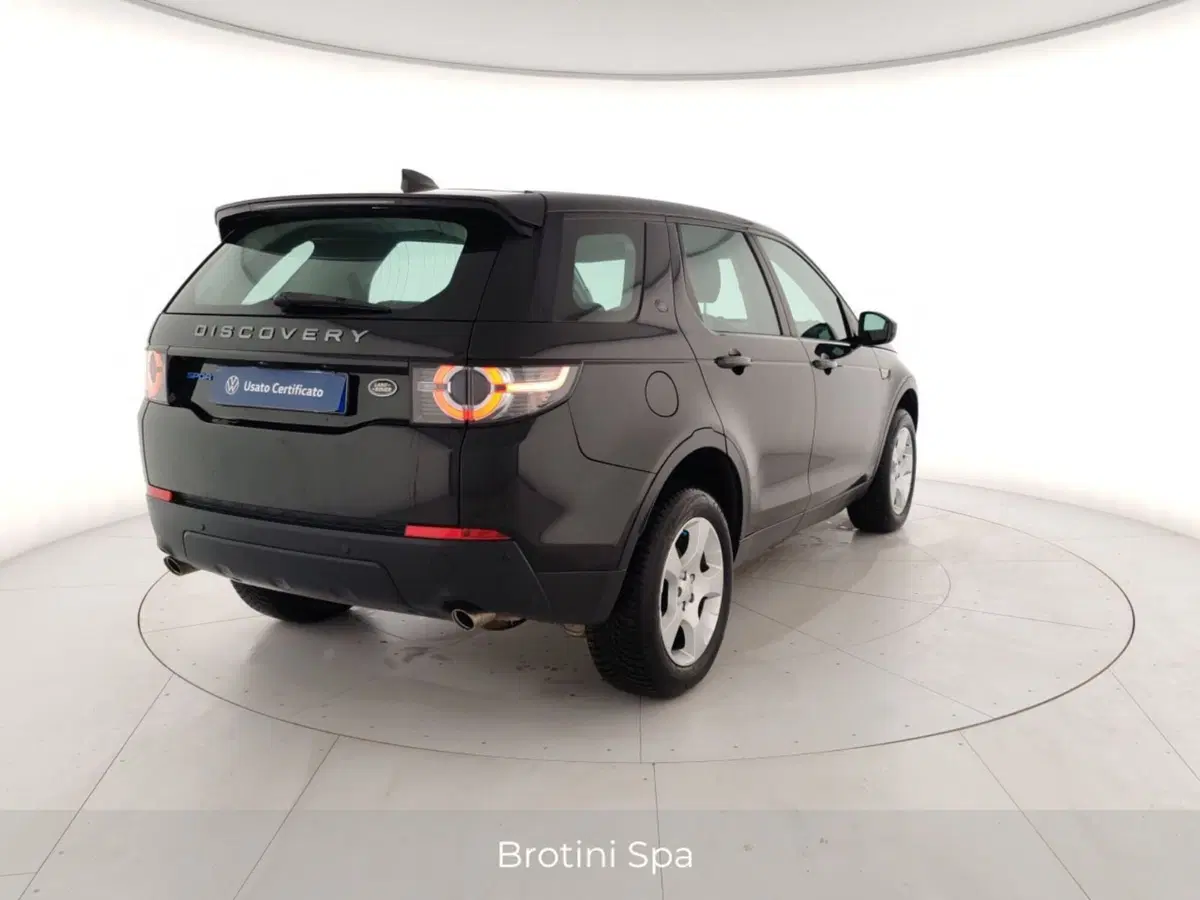 Land Rover Discovery Sport usata a Massa-Carrara (3)
