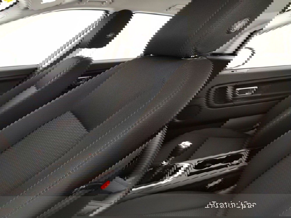 Land Rover Discovery Sport usata a Massa-Carrara (9)
