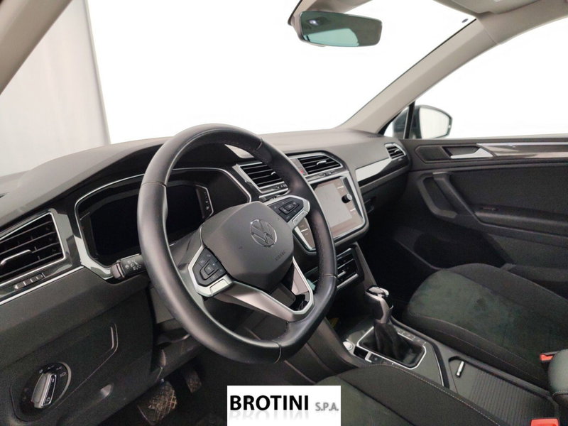 Volkswagen Tiguan usata a Massa-Carrara (8)