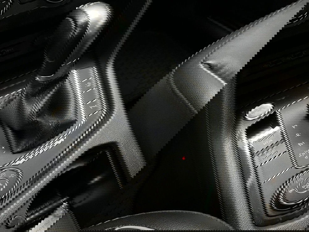 Volkswagen Tiguan usata a Bari (17)