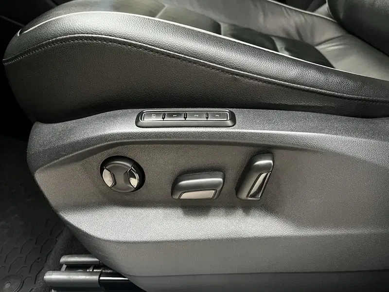 Volkswagen Tiguan usata a Bari (18)