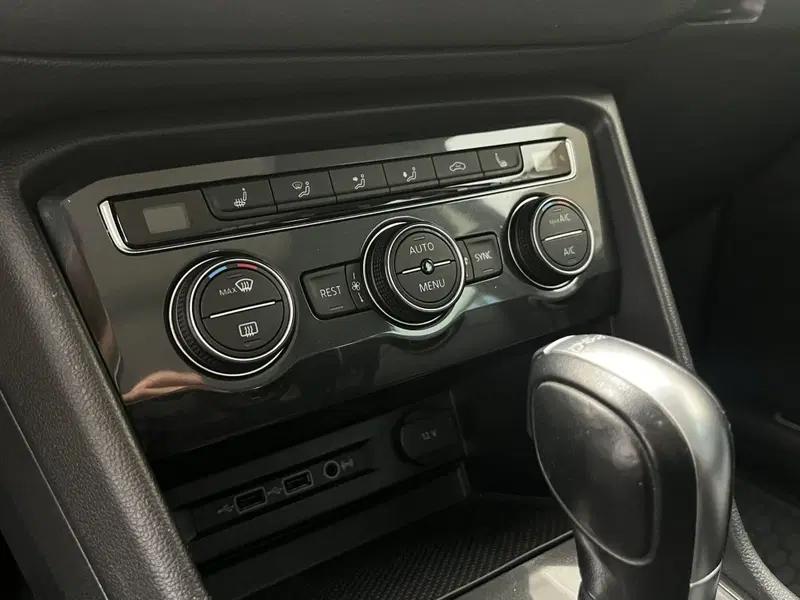 Volkswagen Tiguan usata a Bari (19)