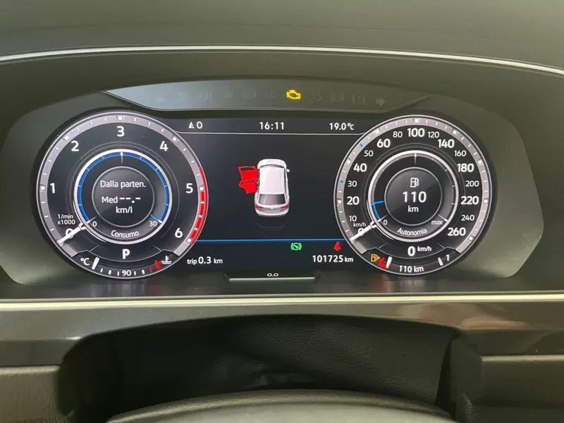 Volkswagen Tiguan usata a Bari (9)