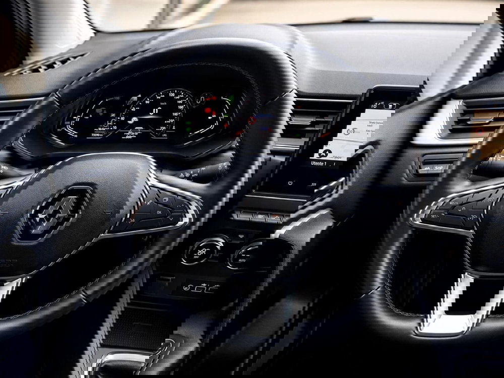 Renault Captur usata a Rimini (11)