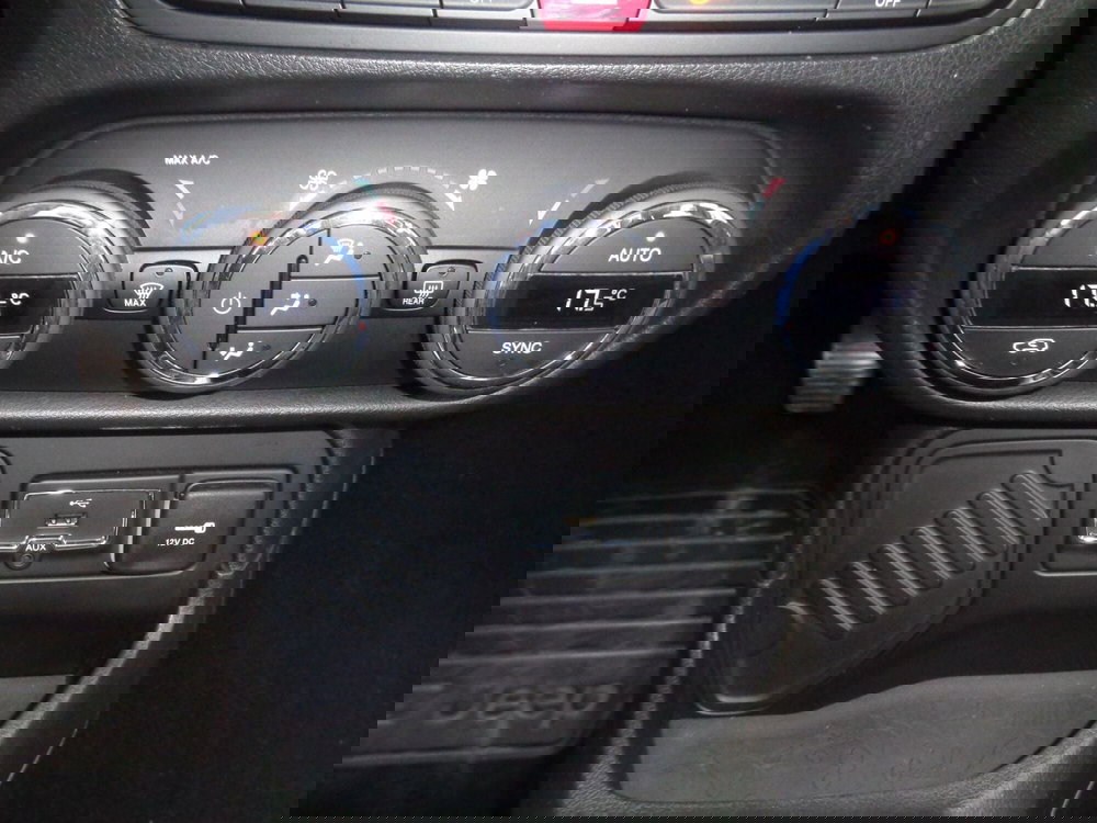 Jeep Renegade usata a Belluno (14)