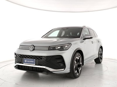 Volkswagen Tiguan 2.0 TDI 150 CV SCR DSG 4MOTION R-Line del 2025 usata a Torre Annunziata