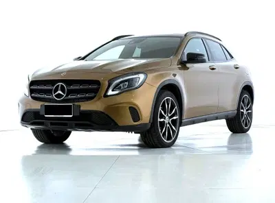 Mercedes-Benz GLA SUV 200 d Automatic 4Matic Premium del 2018 usata a Bastia Umbra