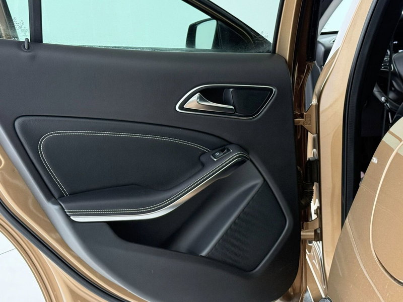 Mercedes-Benz GLA SUV usata a Perugia (13)