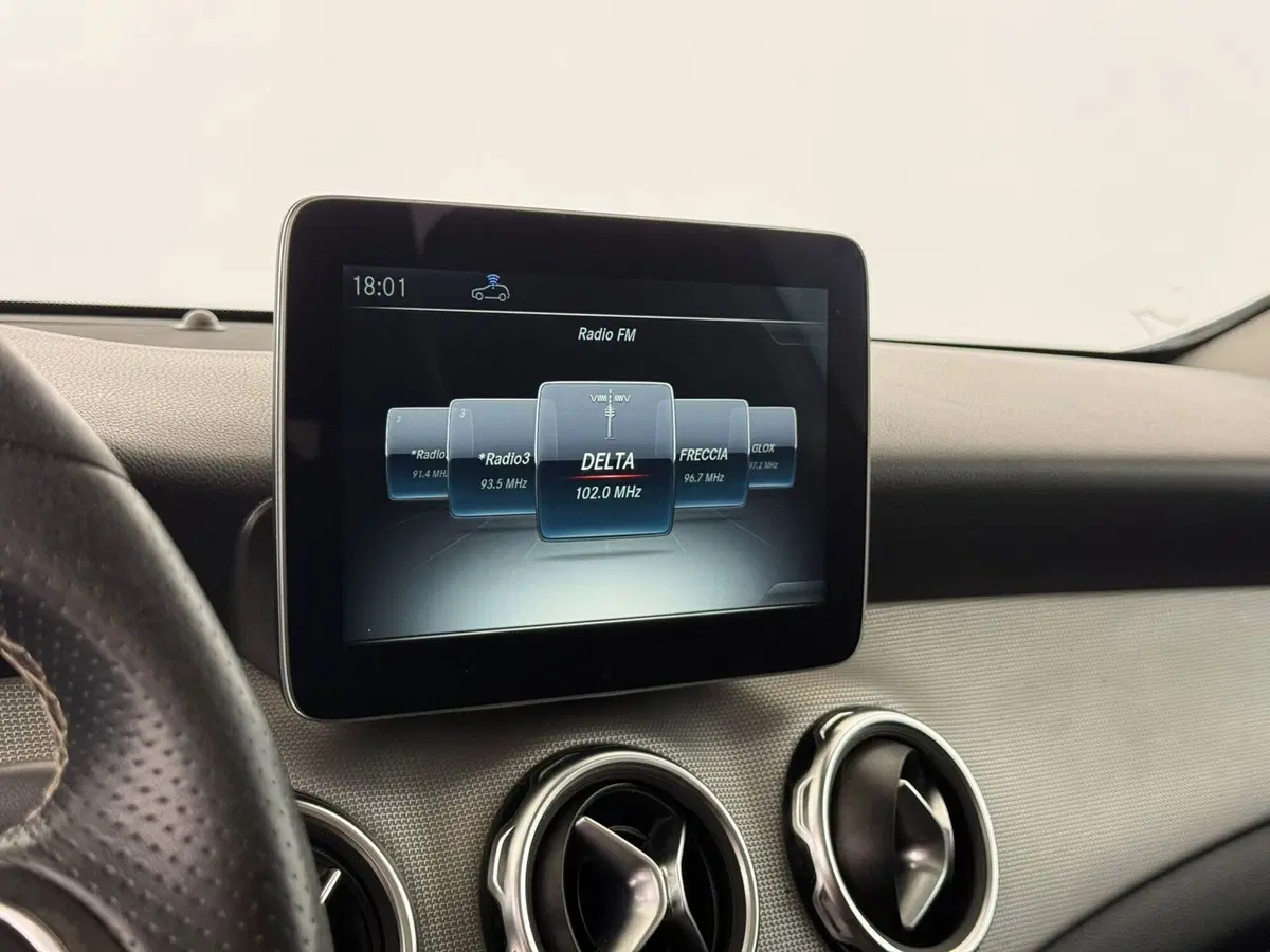 Mercedes-Benz GLA SUV usata a Perugia (15)
