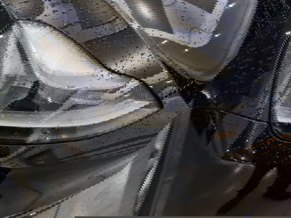 Tesla Model Y usata a Caserta (9)