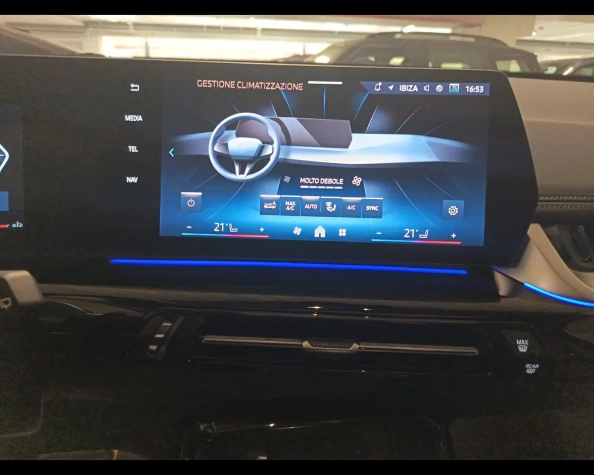 BMW X1 usata a Napoli (16)