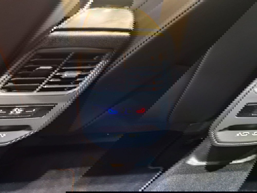 Cupra Formentor usata a Milano (17)