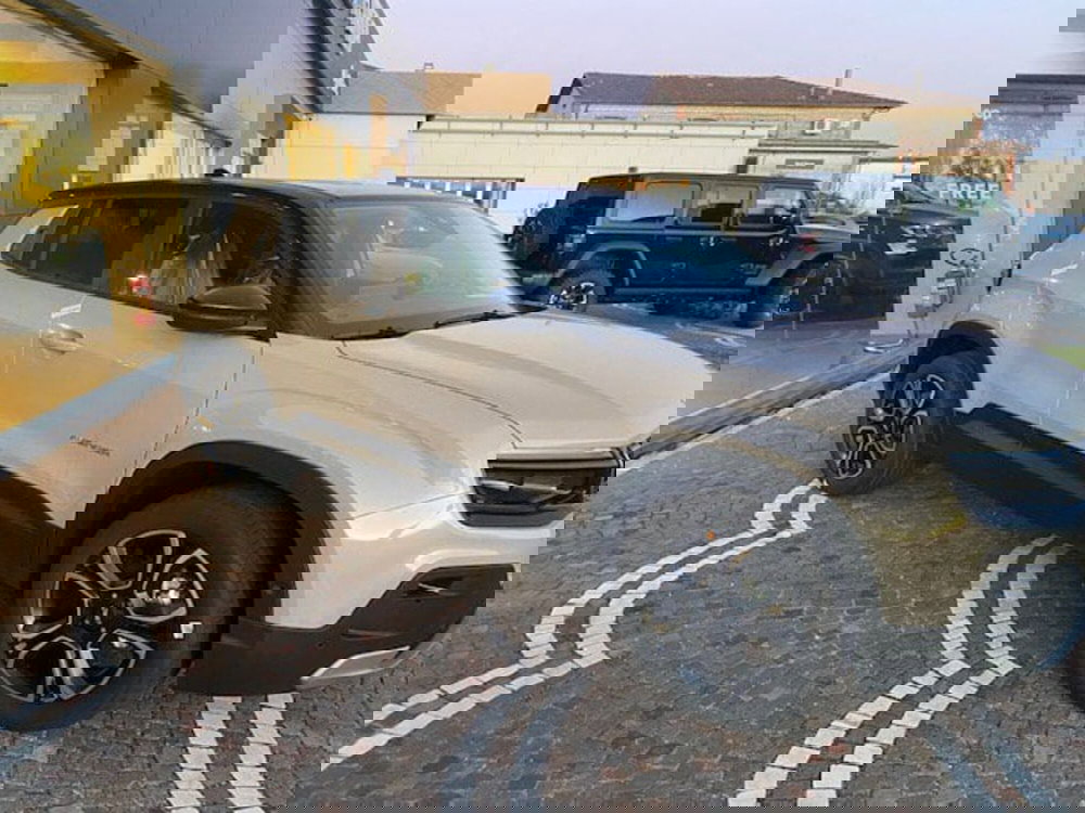 Jeep Avenger nuova a Benevento