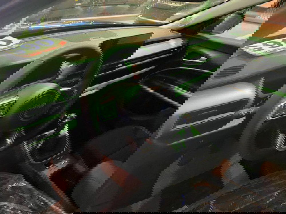 Jeep Avenger nuova a Benevento (11)