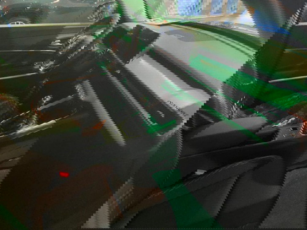 Jeep Avenger nuova a Benevento (12)