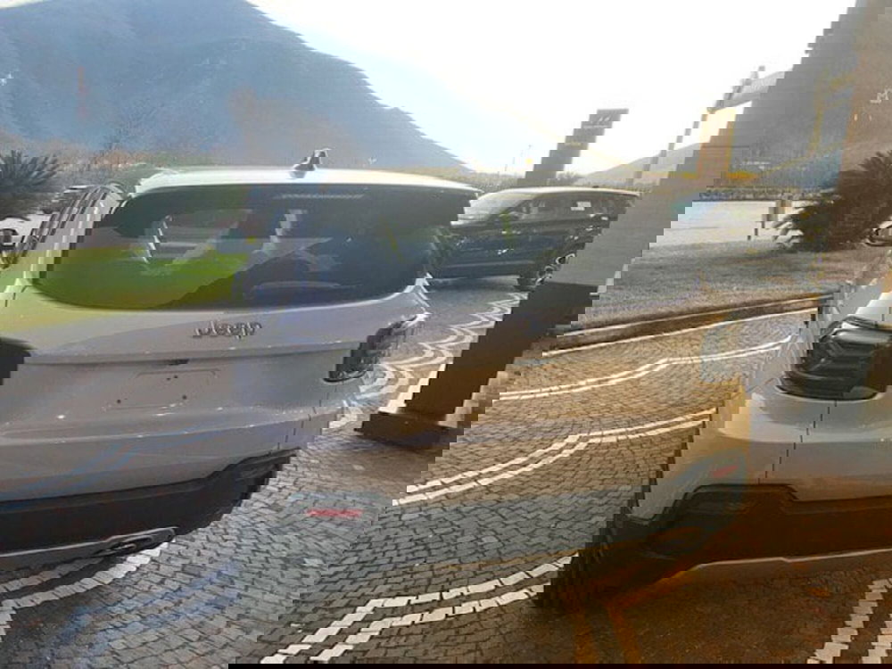 Jeep Avenger nuova a Benevento (9)