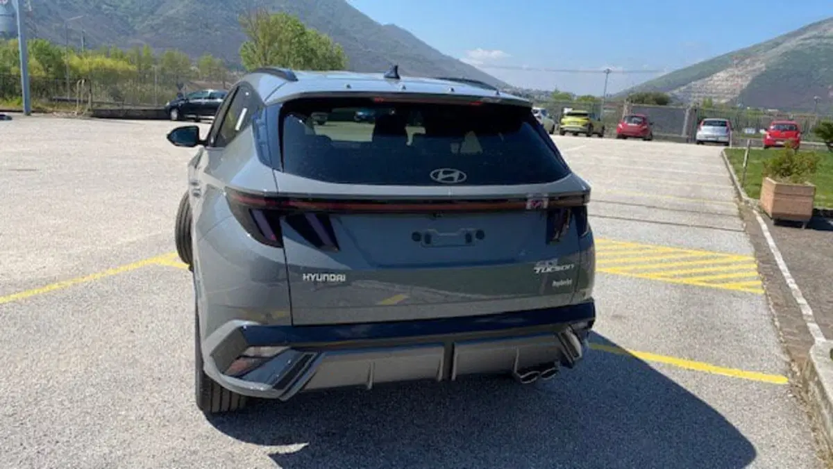 Hyundai Tucson nuova a Benevento (9)