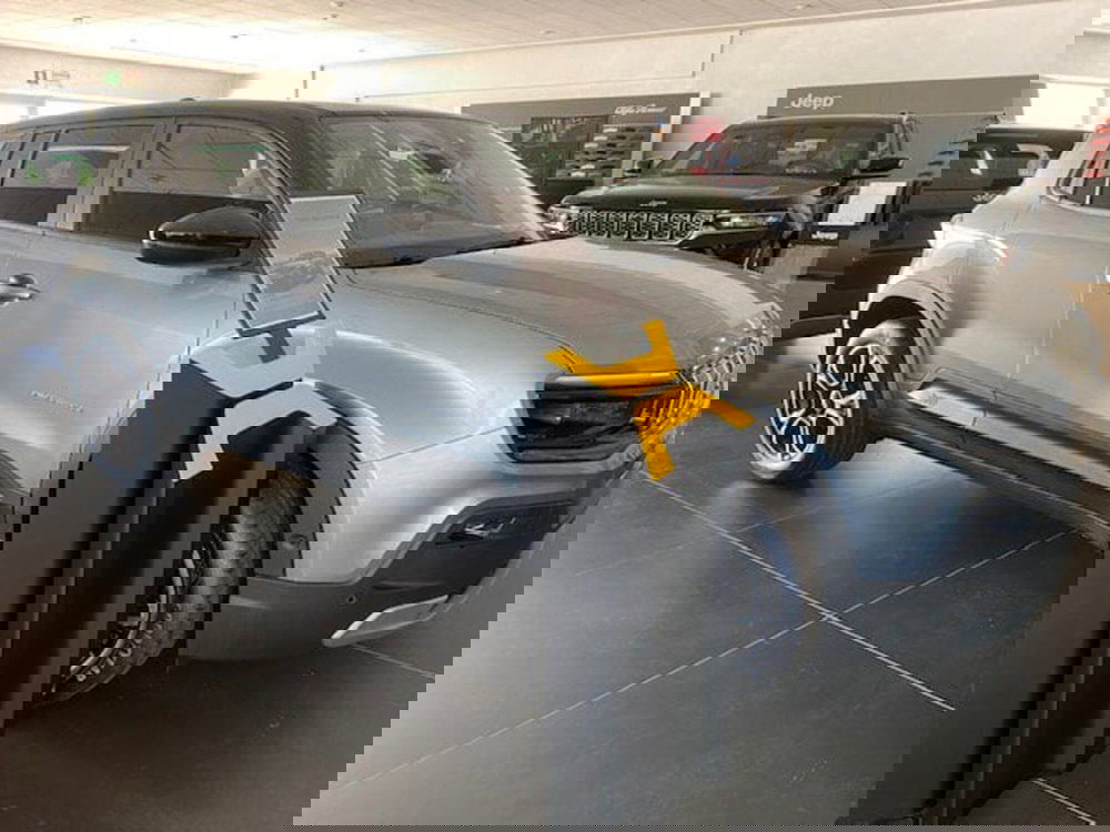 Jeep Avenger nuova a Benevento (13)