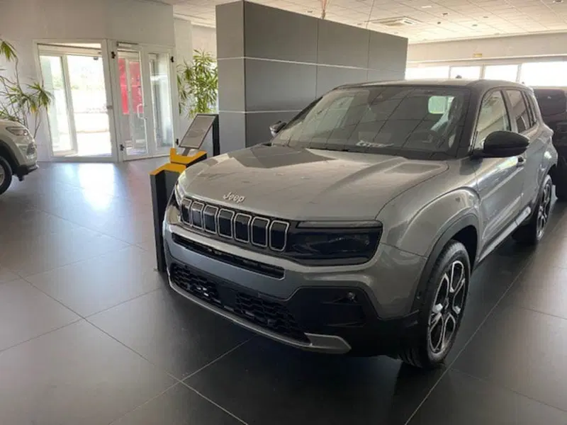 Jeep Avenger nuova a Benevento (2)