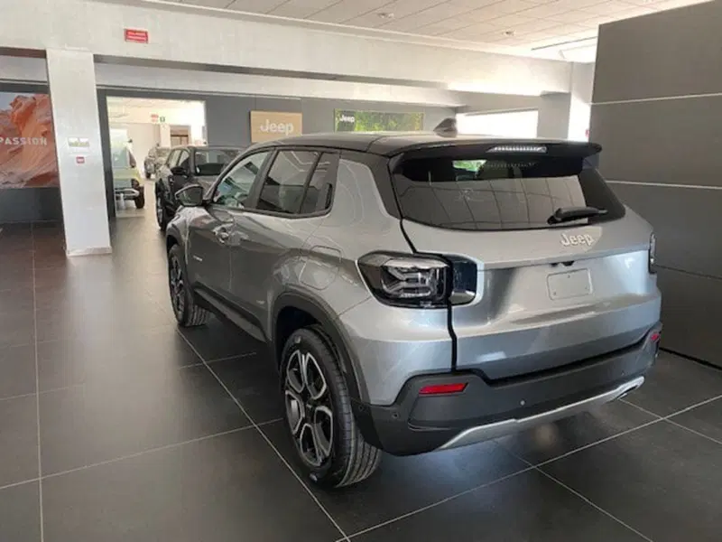 Jeep Avenger nuova a Benevento (6)