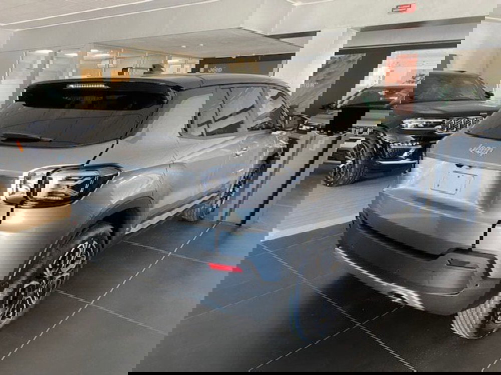 Jeep Avenger nuova a Benevento (7)