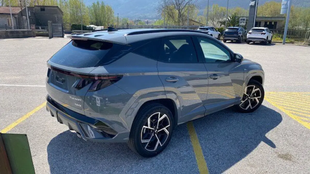 Hyundai Tucson nuova a Benevento (12)
