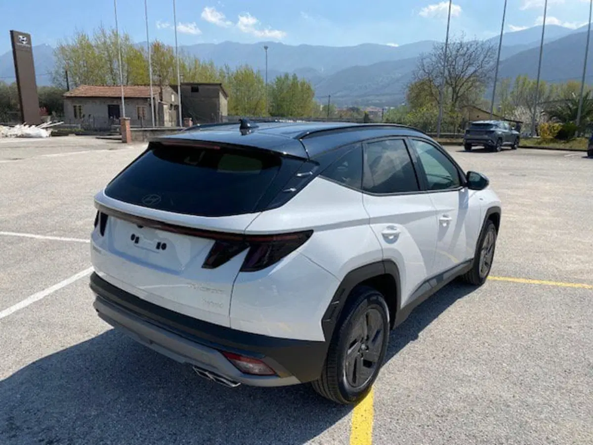 Hyundai Tucson nuova a Benevento (10)