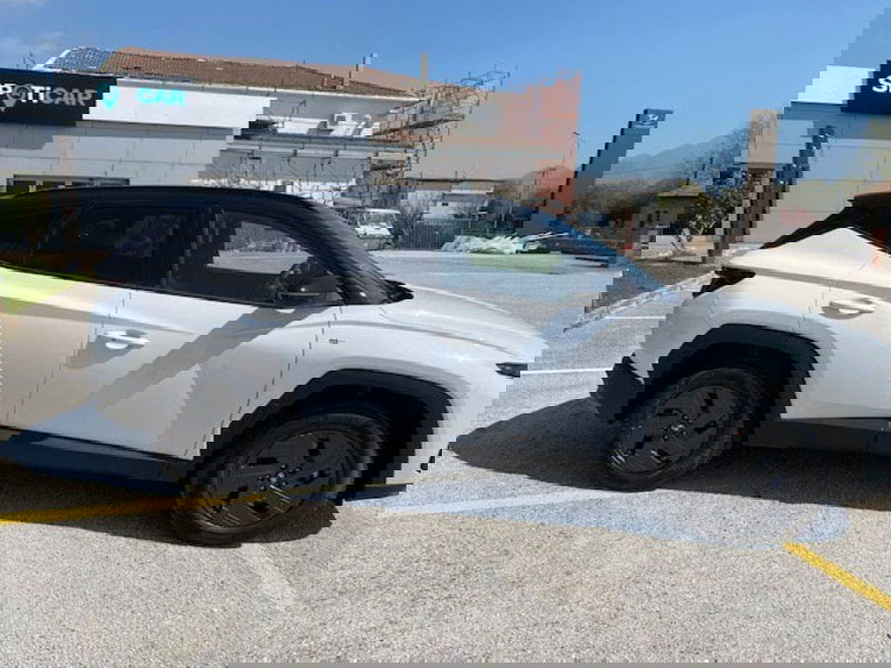 Hyundai Tucson nuova a Benevento (12)