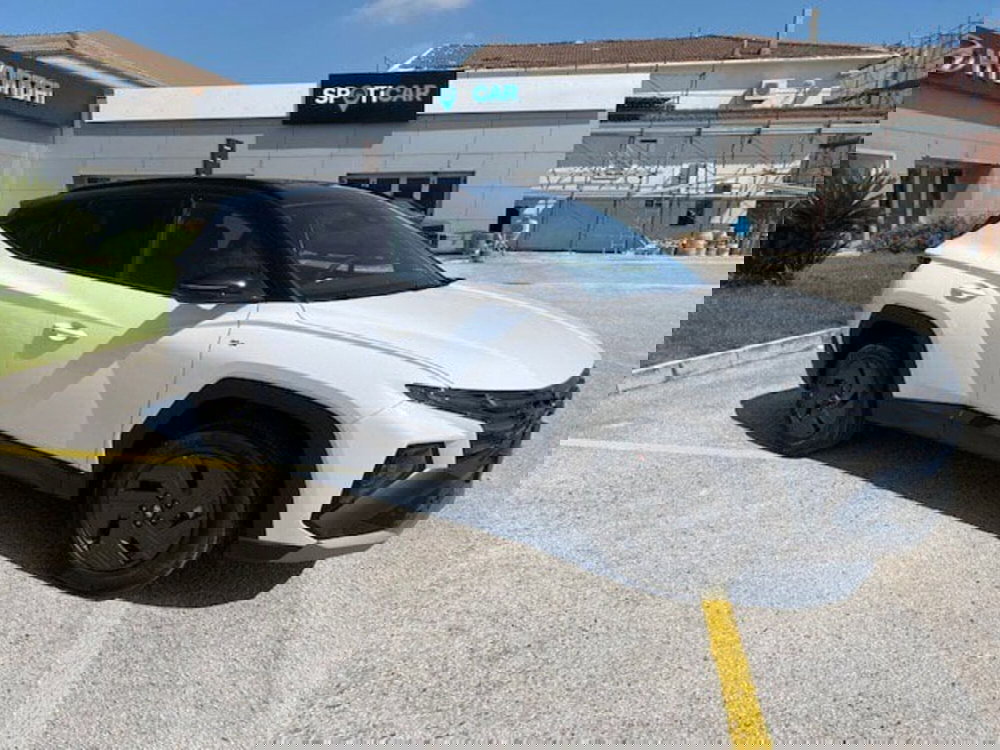 Hyundai Tucson nuova a Benevento (13)