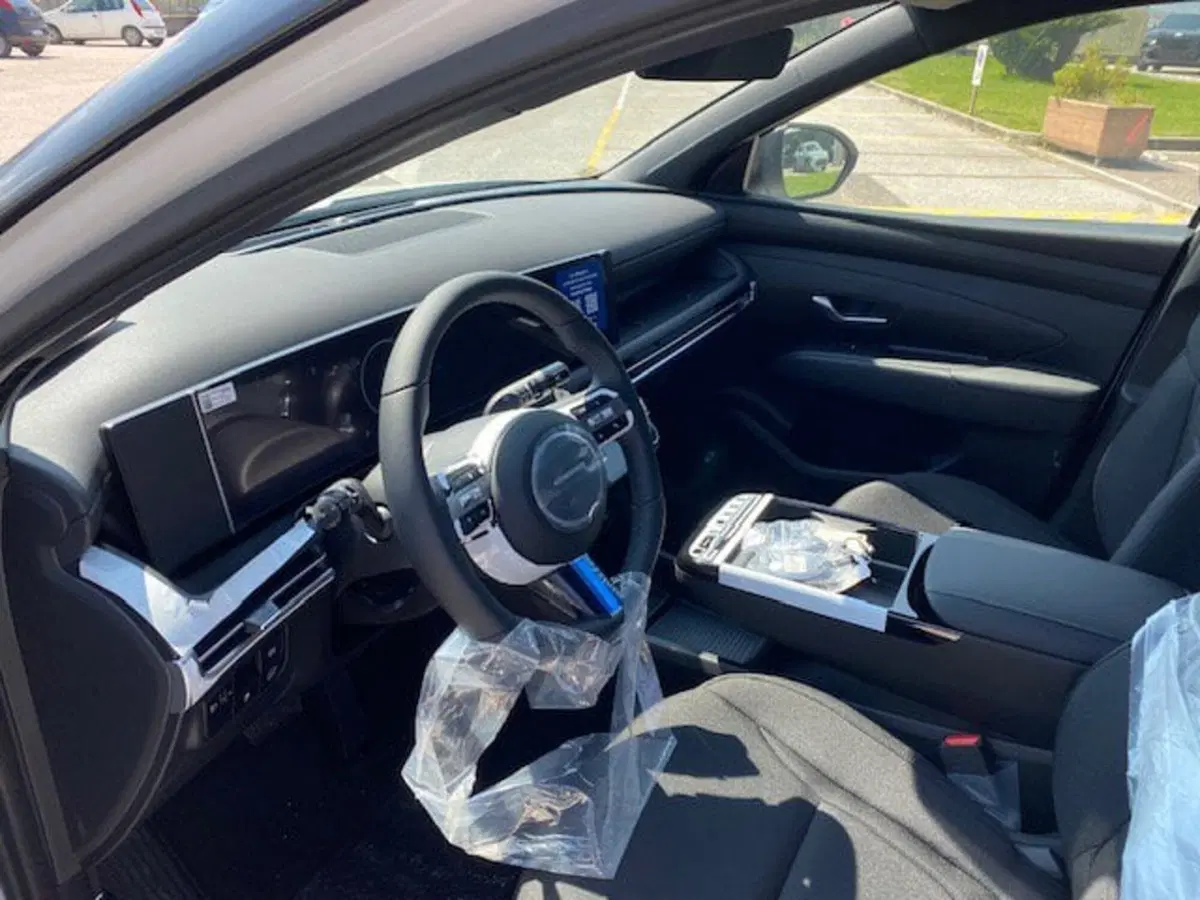 Hyundai Tucson nuova a Benevento (15)