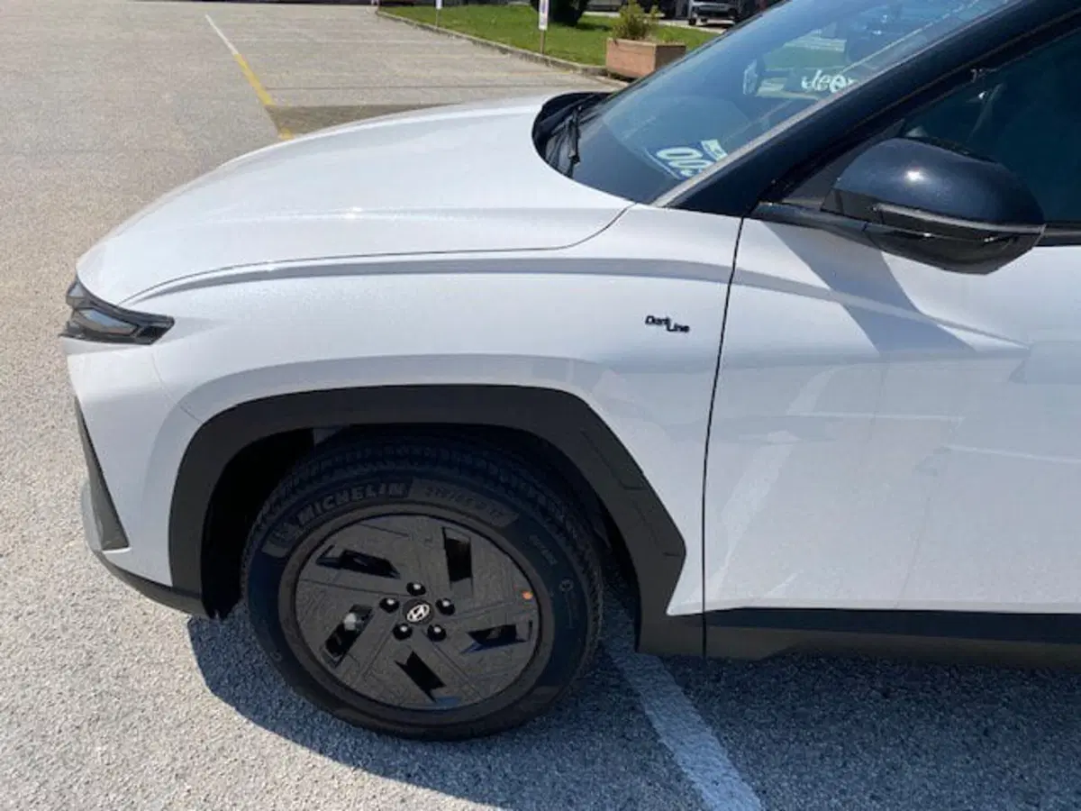 Hyundai Tucson nuova a Benevento (16)