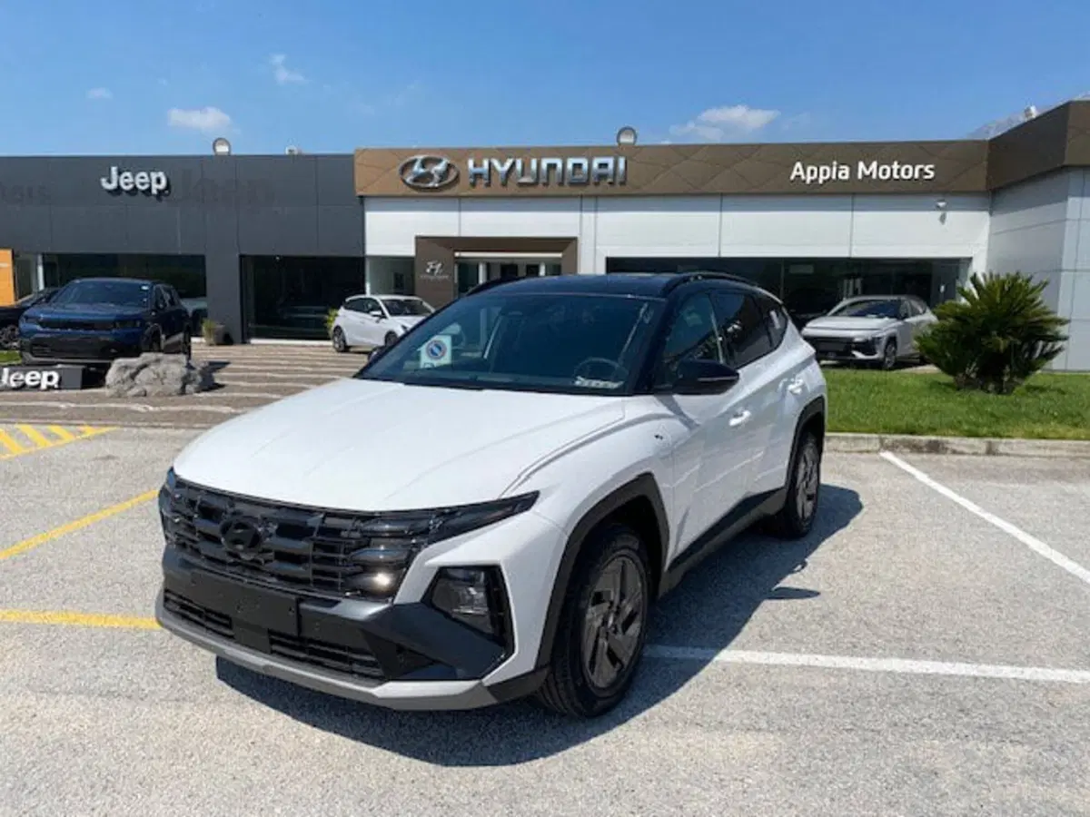 Hyundai Tucson nuova a Benevento (3)