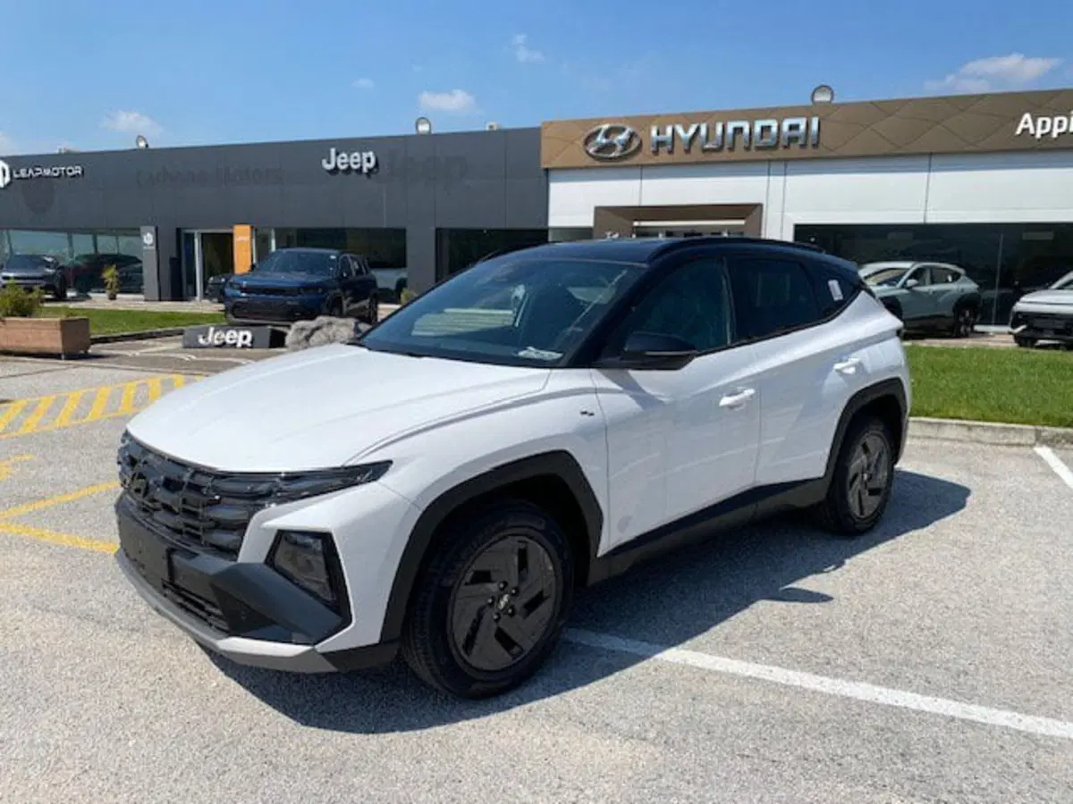 Hyundai Tucson nuova a Benevento (4)