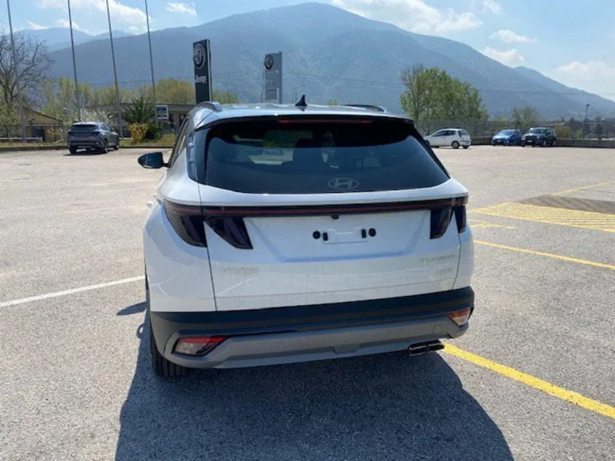 Hyundai Tucson nuova a Benevento (9)