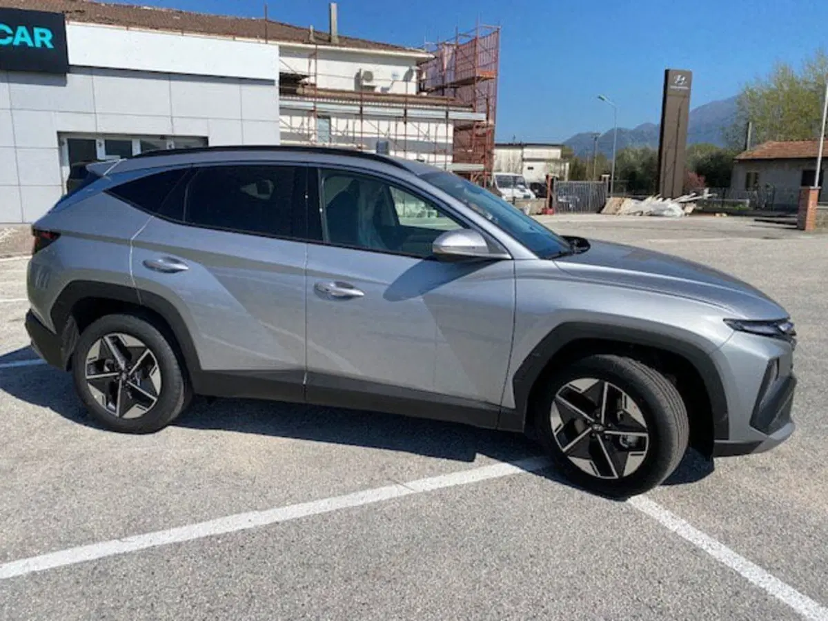 Hyundai Tucson nuova a Benevento (15)