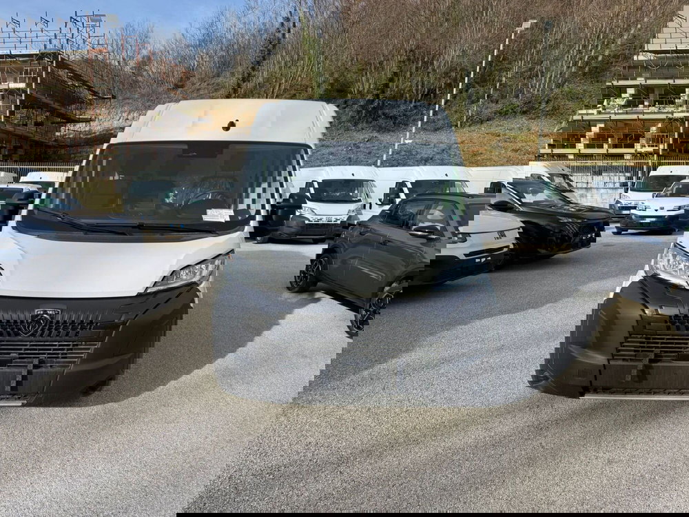 Peugeot Boxer Furgone nuova a Salerno (9)