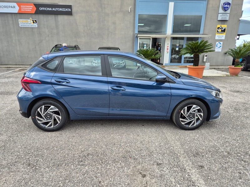 Hyundai i20 nuova a Salerno (12)