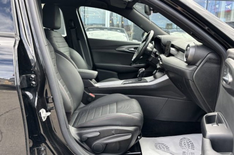 Alfa Romeo Tonale usata a Latina (8)