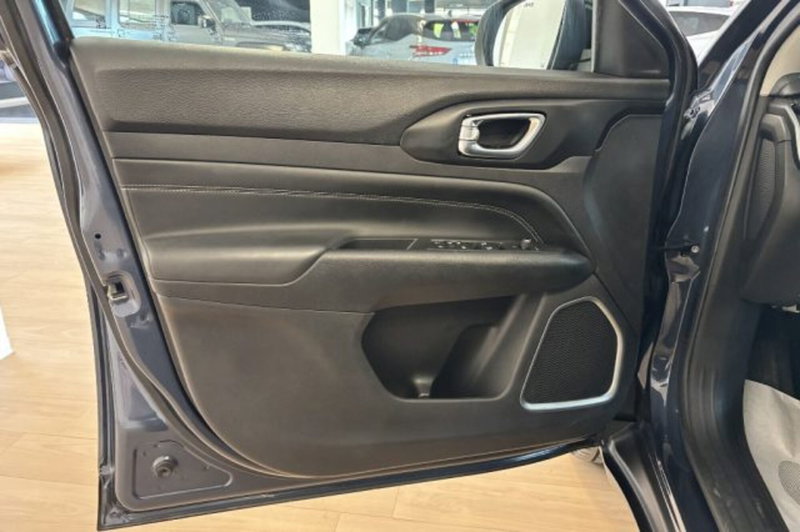 Jeep Compass usata a Latina (12)